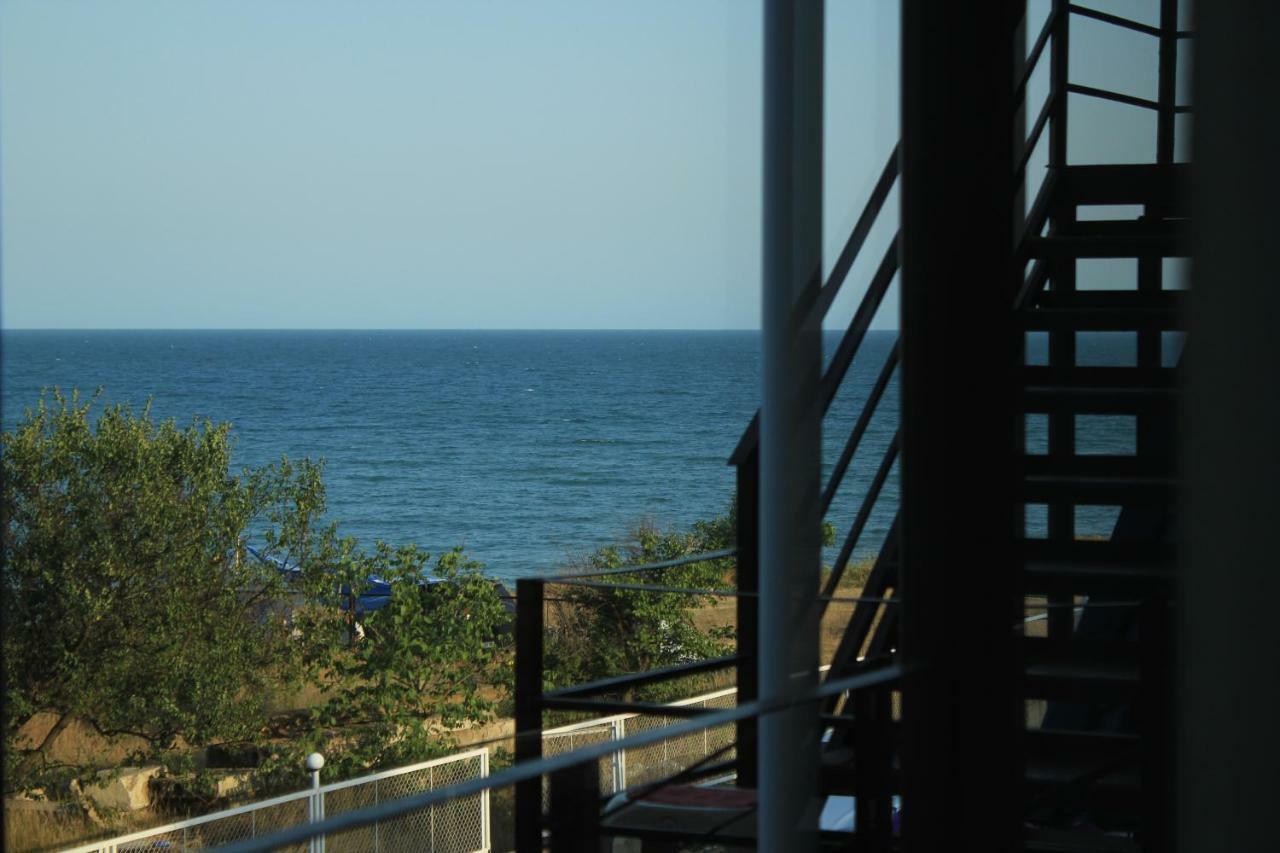 Sun Joy Hotel Sanzhiyka Dış mekan fotoğraf